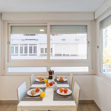 Torre Cervantes, Moderno, Luminoso, A 5 Min De La Playa Apartment